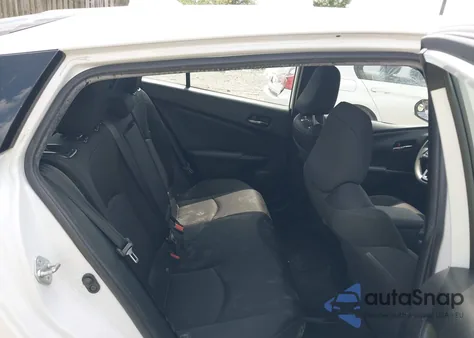 2021 Toyota Prius L Eco z USA, uszkodzony, nr VIN JTDKAMFUXM3151925